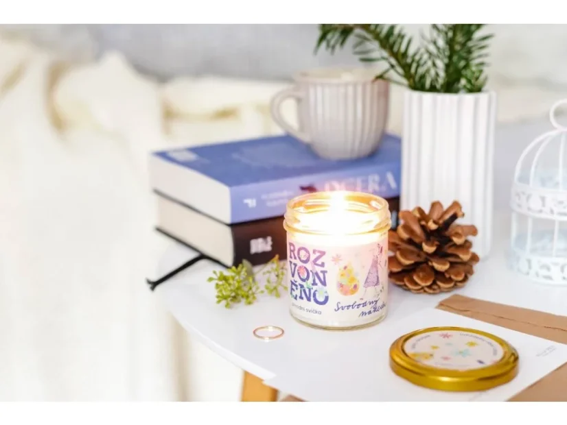 Rozvoněno Svobodný nádech - přírodní svíčka s borovicí, 130ml